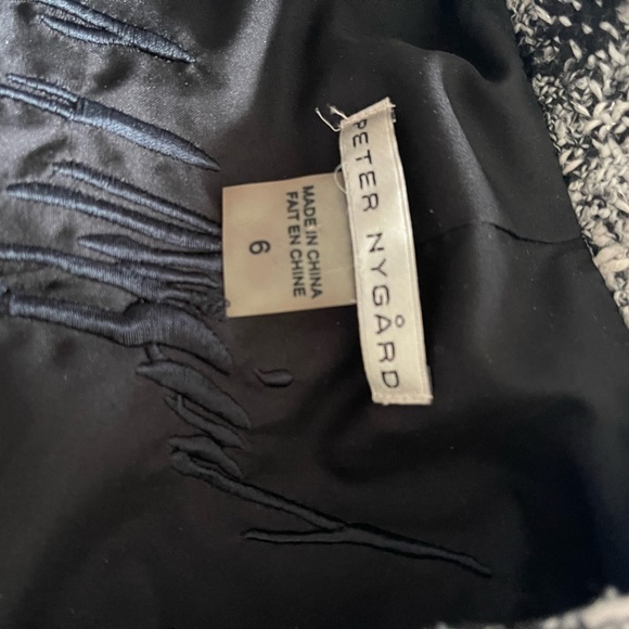 Womens tweed jacket in black and white … A wardrobe essential - Picture 3 of 3